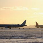 डच अदालत ने एम्स्टर्डम हवाई अड्डे पर उड़ानों की संख्या पर लगी सीमा को हटा दिया है।